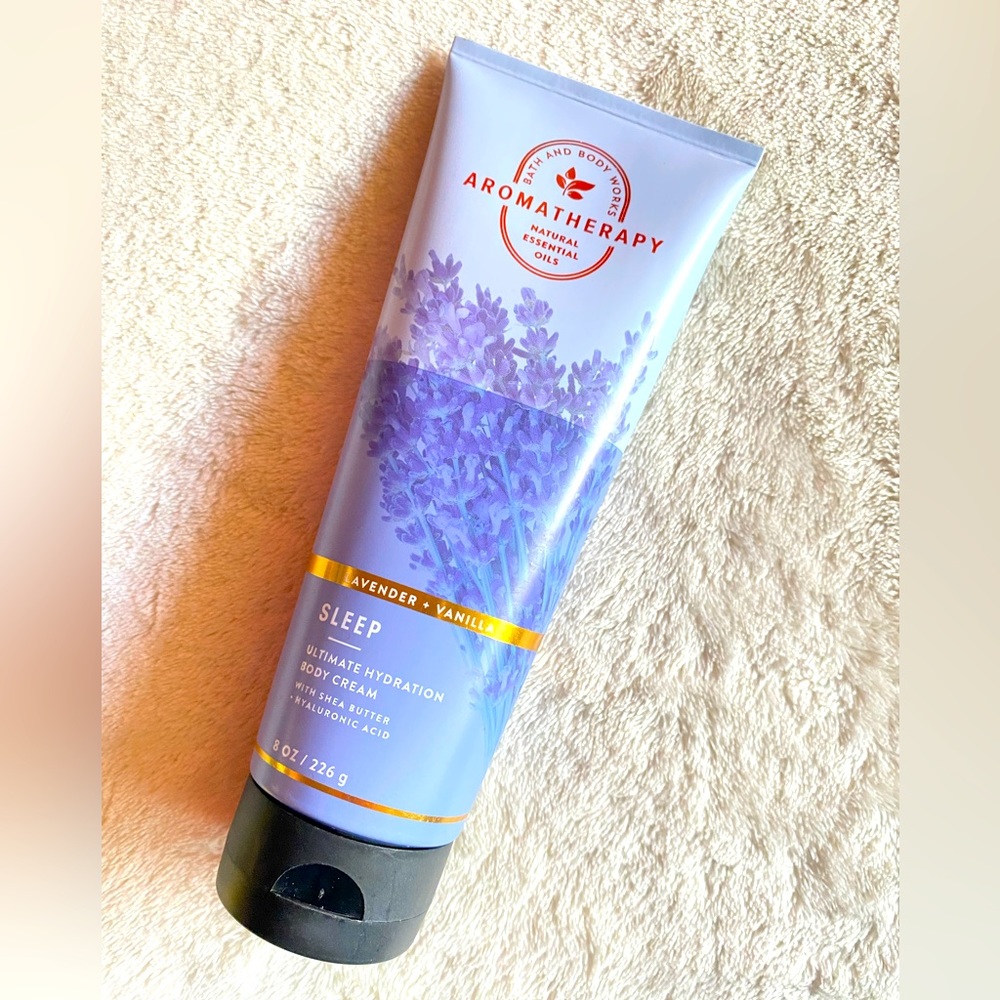 Aromatherapy
Lavender Vanilla
Ultimate Hydration Body Cream